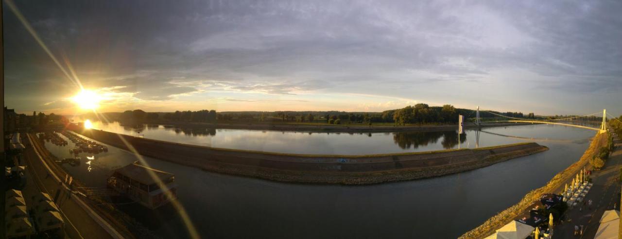 Riverview Apartment Osijek Pokoj fotografie