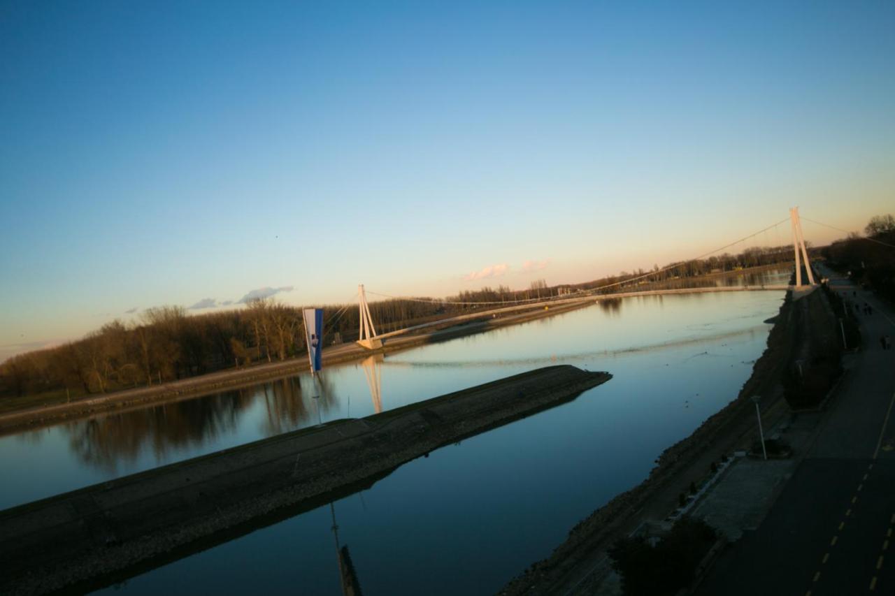 Riverview Apartment Osijek Pokoj fotografie